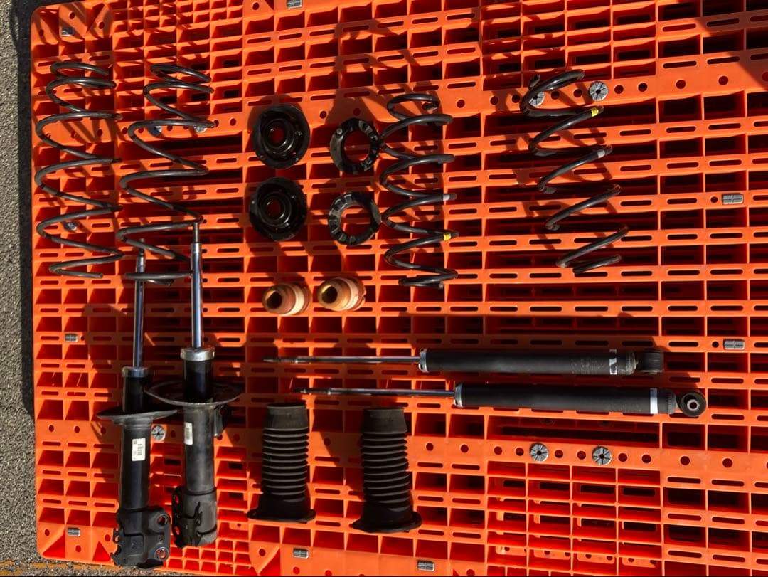 カローラアクシオ（純正足回り）