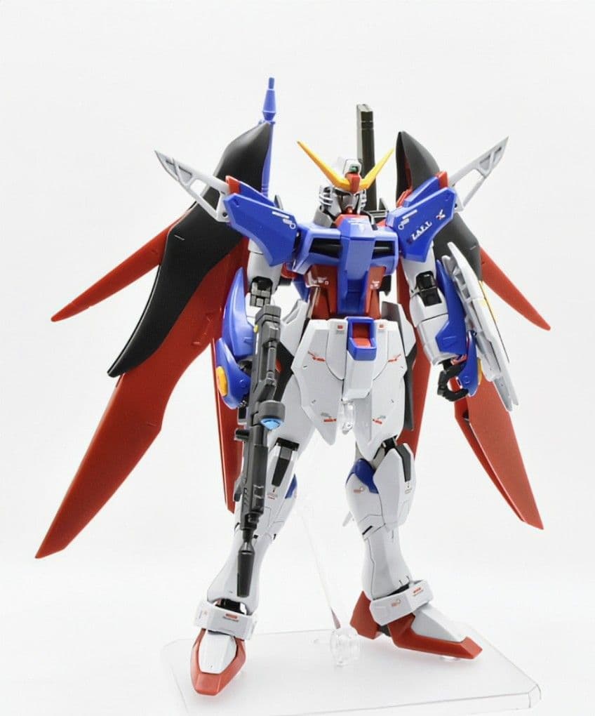 〚 HGCE 1/144 ディステニーガンダム 〛塗装済完成品