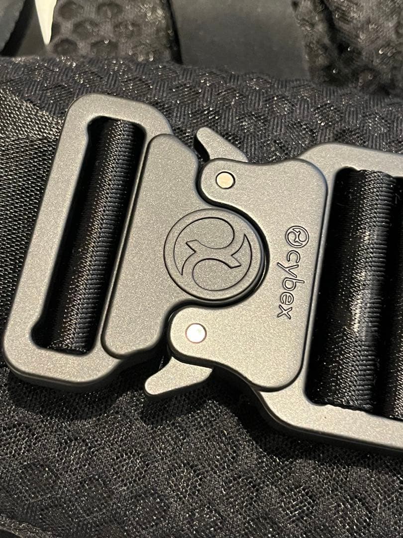 【ほぼ未使用】Cybex コヤキャリア 抱っこ紐 ブラック