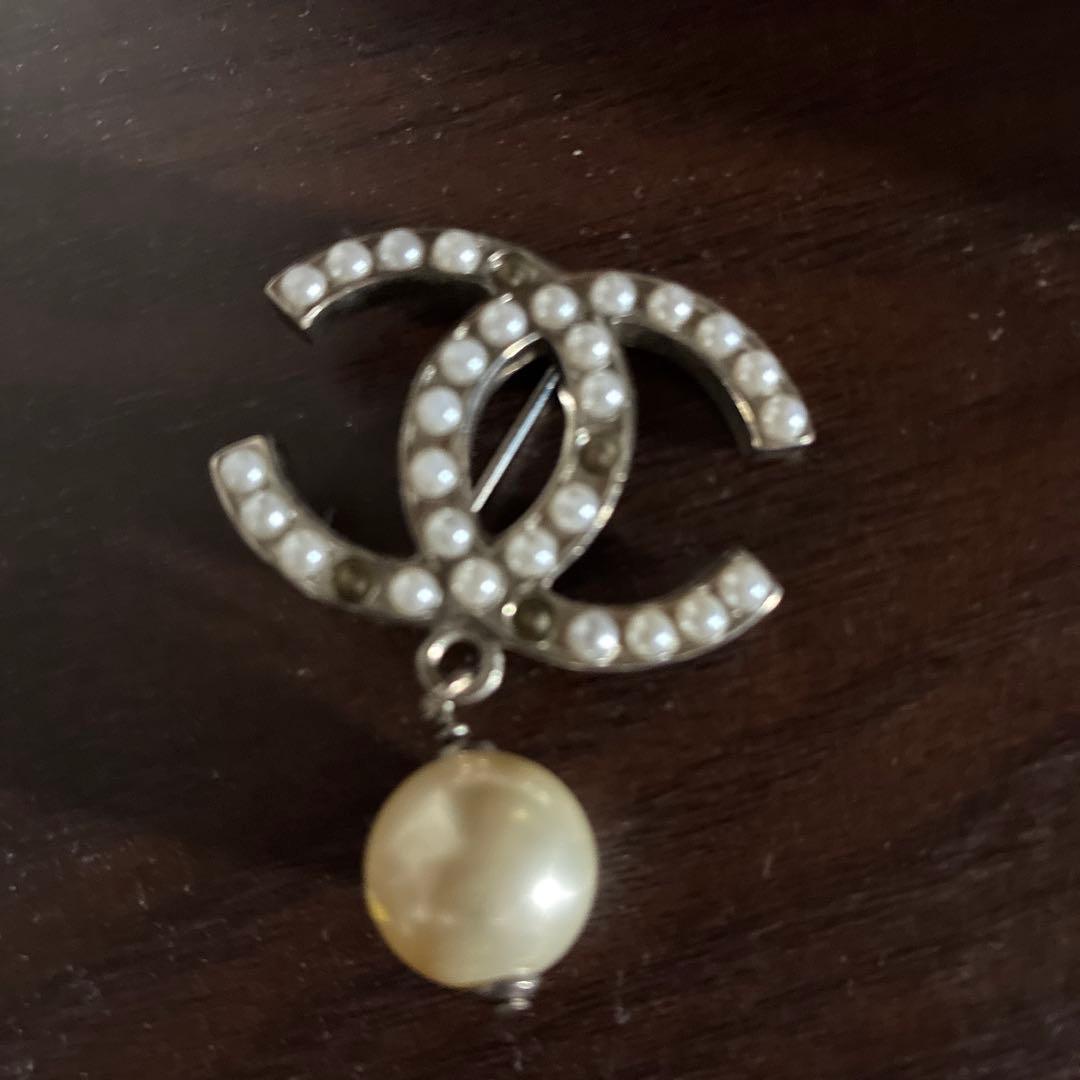 シャネルパールブローチ