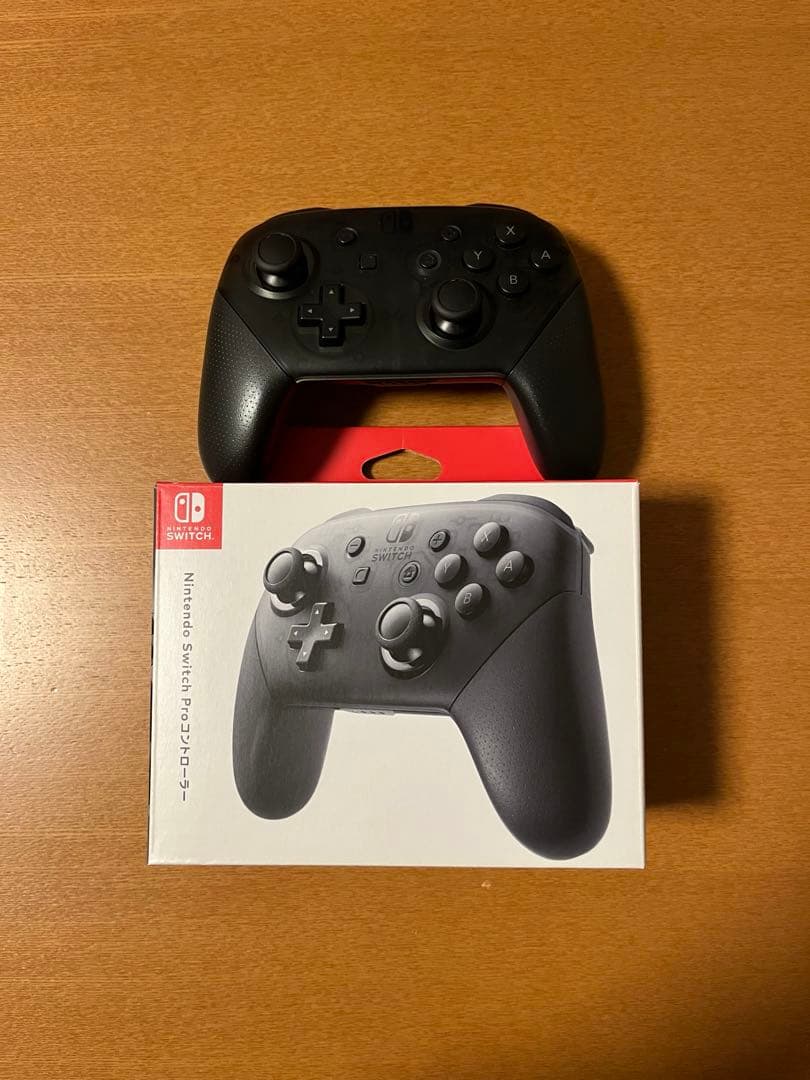 Nintendo Switch 、純正ケース、純正プロコン、純正コントローラ＋1