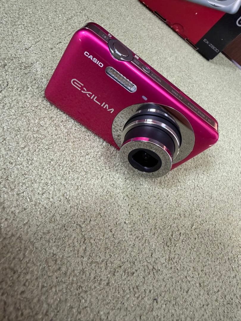 CASIO EX-Z800 コンパクトデジタルカメラ　チェリーピンク　箱付き