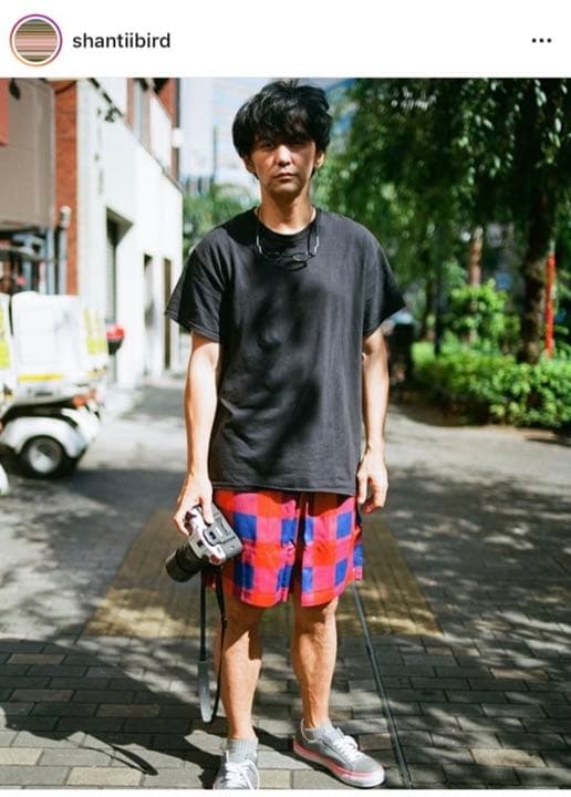 パンツ THREE FACE EASY SHORTS-NAVY x ORANGE