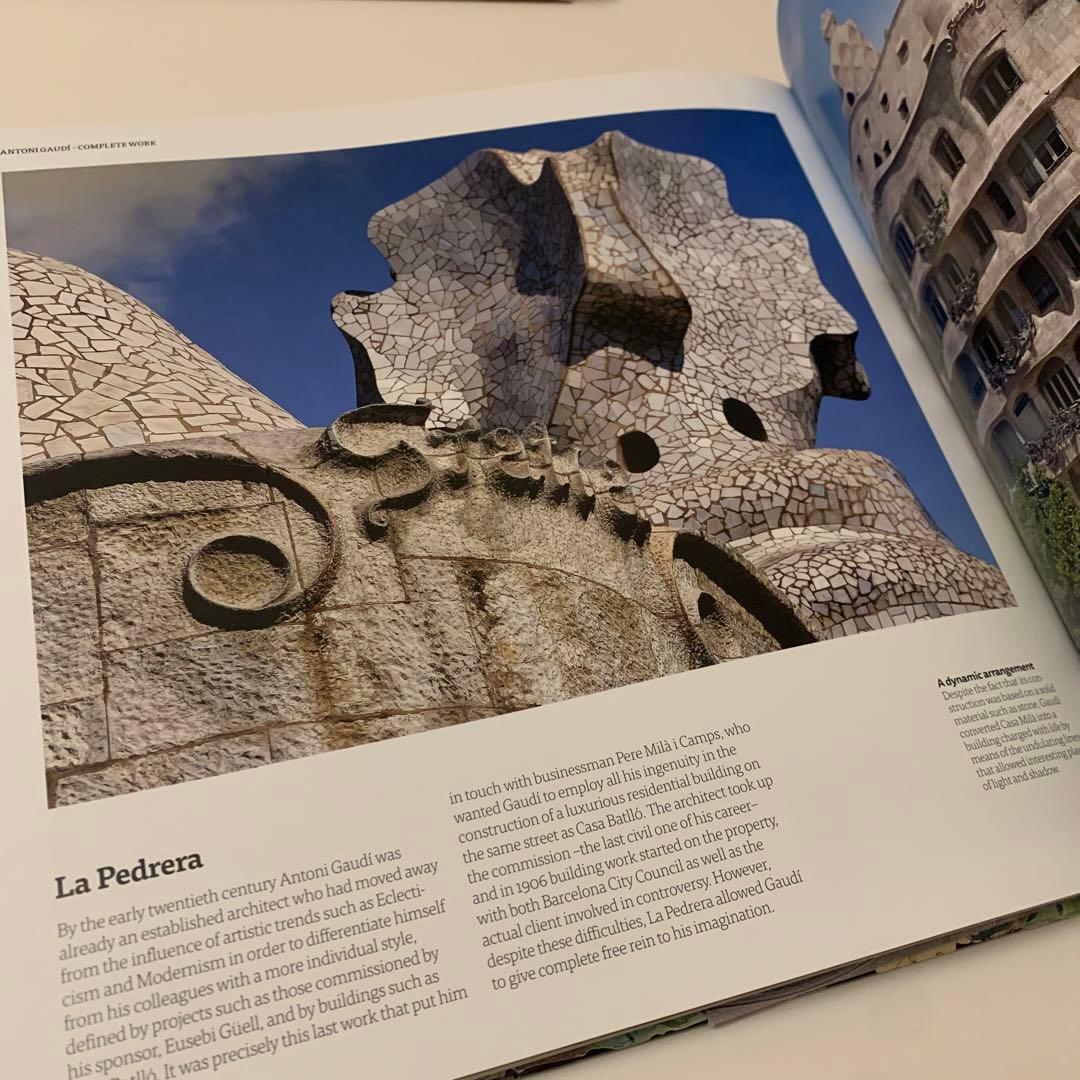 ガウディ作品集　antoni gaudi スペイン語