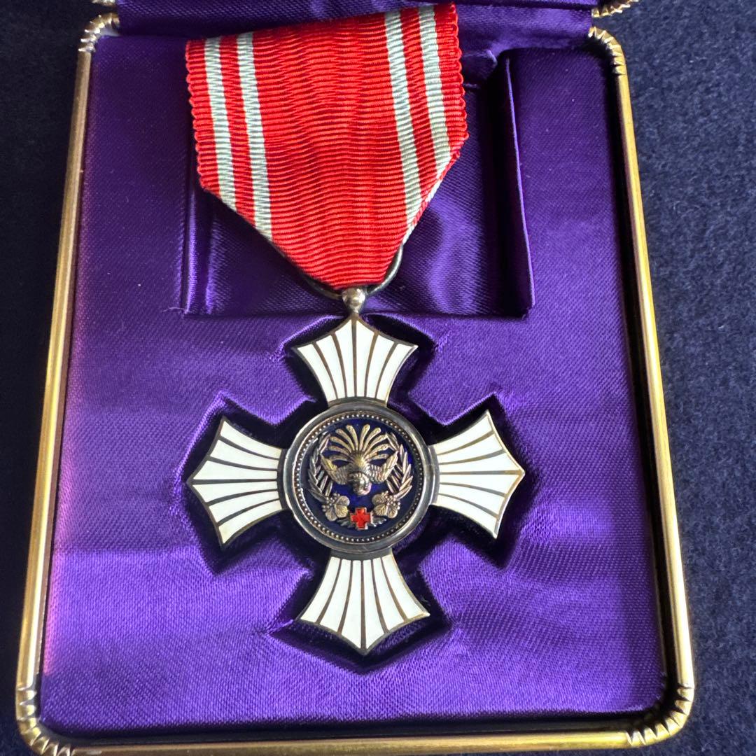 日本赤十字社　金色有功章　2点　他2点