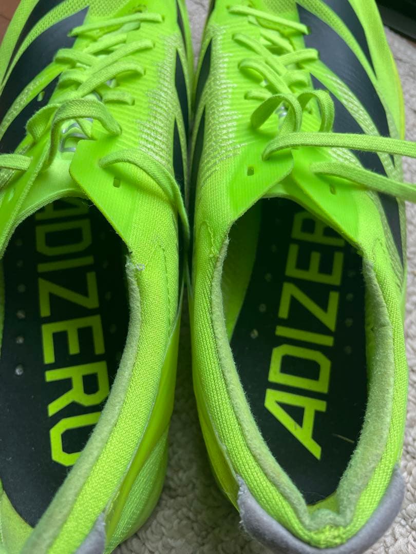陸上スパイク　アディゼロ　フィネス　27.5