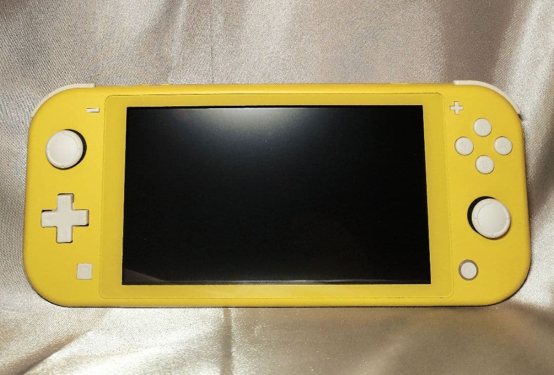 Nintendo Switch Lite HDH-001 イエロー 本体のみ
