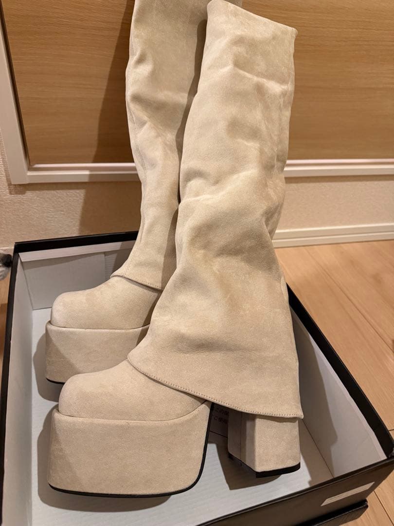 新品未使用◆EMODA ルーズフレアカバーフィットブーツ