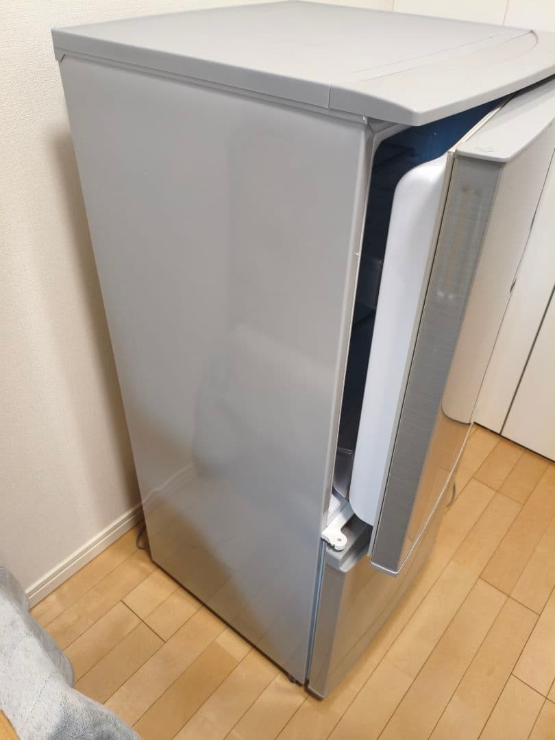 シャープ ノンフロン冷凍冷蔵庫　SJ-D14D-S