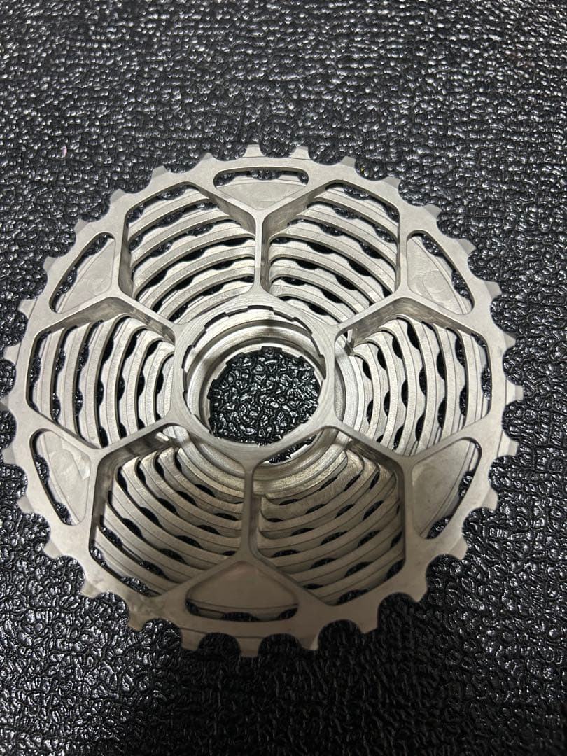 TNI 11s スプロケット　11-30 軽量