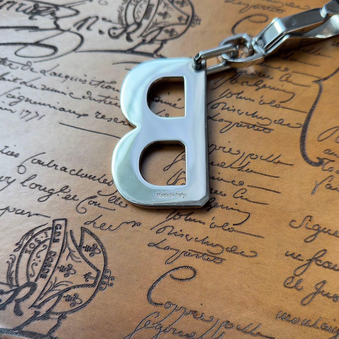 限定 定価11.3万円 ベルルッティ スクリット Bロゴ メタルキーホルダー