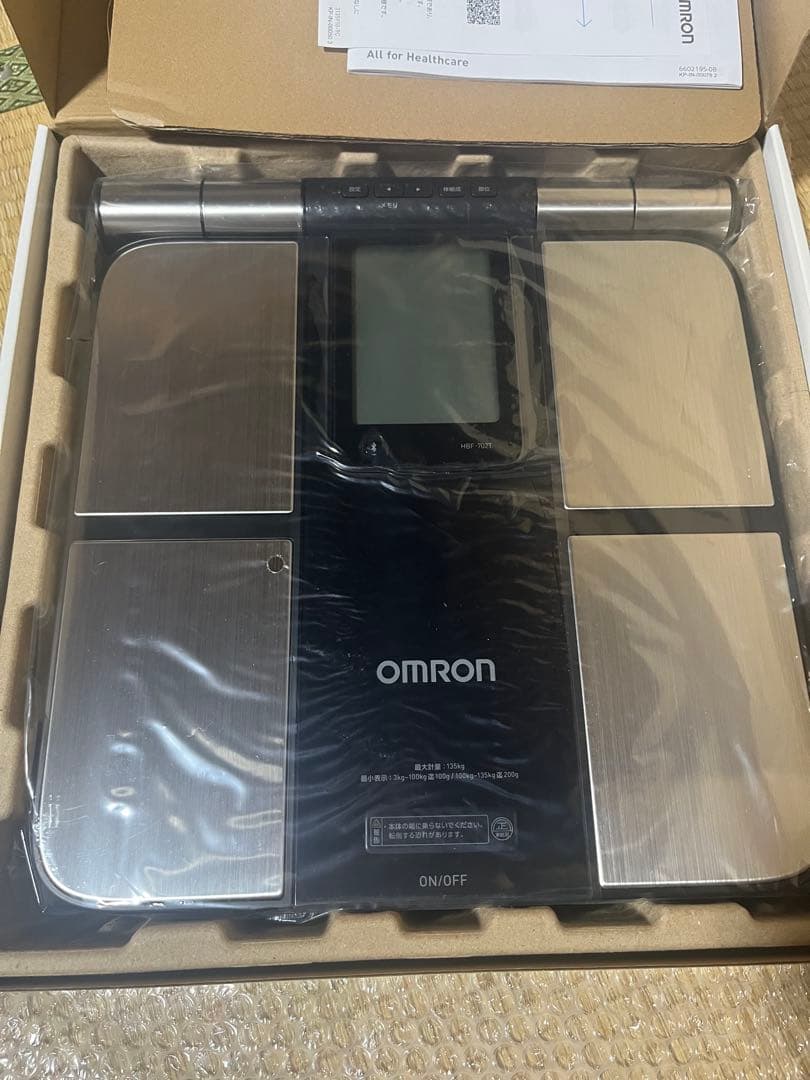 OMRON Karada Scan 702T 体組成計