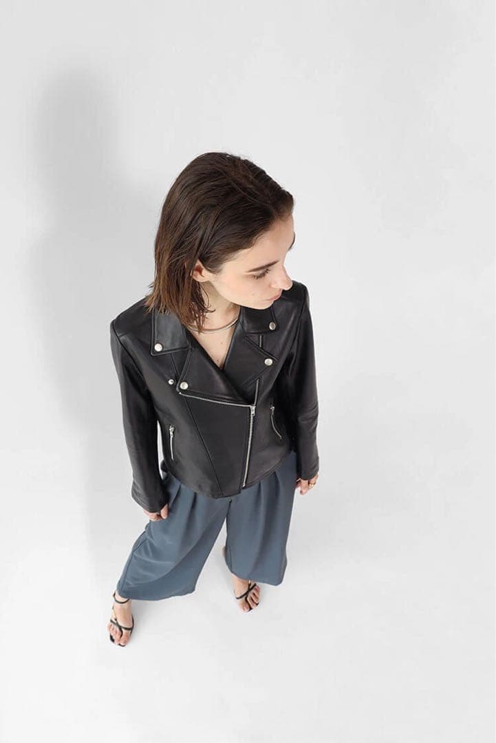 aga 新品未使用　ブラック レザー ライダースジャケット M ラム革