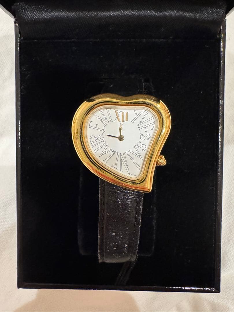 YVES SAINT LAURENT ハート 腕時計