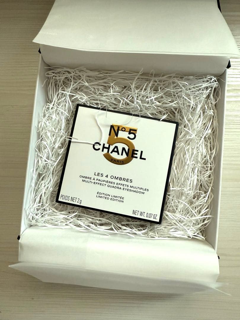 CHANEL【シャネル】 レキャトルオンブル No5 アイシャドウ