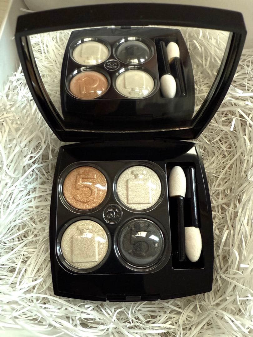 CHANEL【シャネル】 レキャトルオンブル No5 アイシャドウ