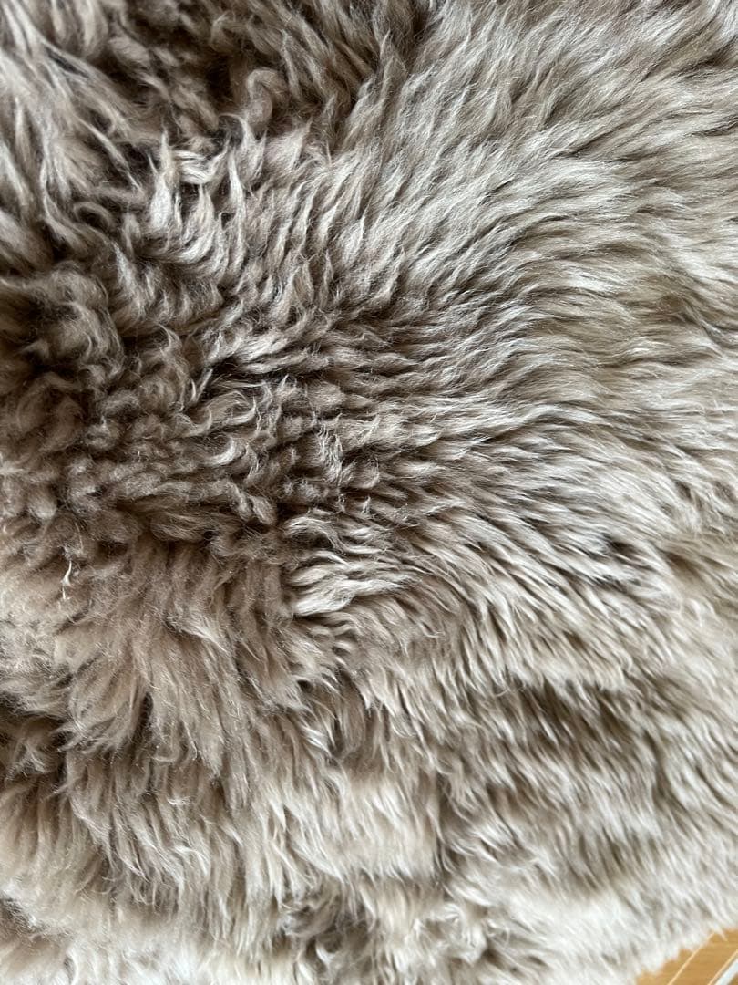 FURMOND 高級ムートンラグ 長毛 1.5匹分 オーストラリア産原皮 日本製