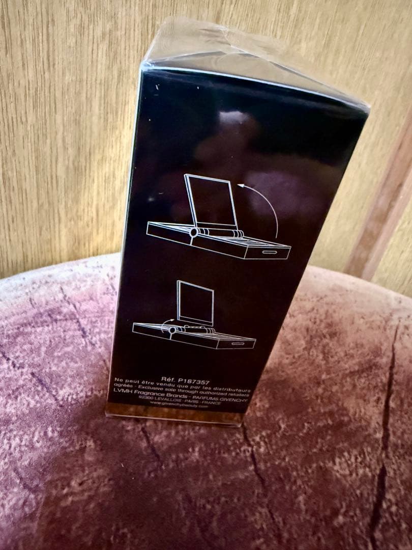 ★新品 未開封 GIVENCHY トラベルメイクアップセット