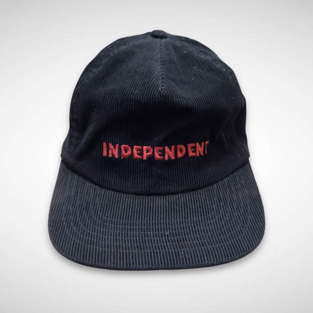 INDEPENDENTブラックコーデュロイキャップ刺繍ロゴスナップバックスケート