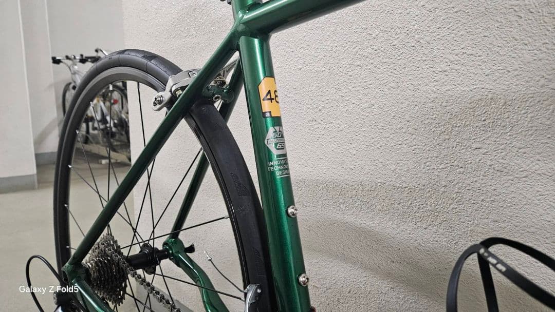 ACEXIS 完成車8.1KG 超軽量アルミロードバイク