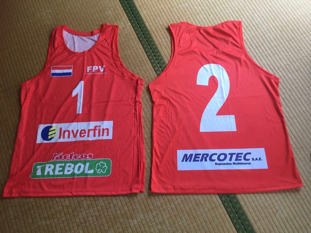 海外　ビーチバレー　プロツアー　ユニフォーム　タンクトップ　ストレッチ素材