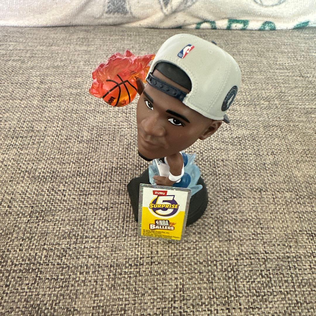 NBA Ballers フィギュア サプライズボックス　エドワーズ