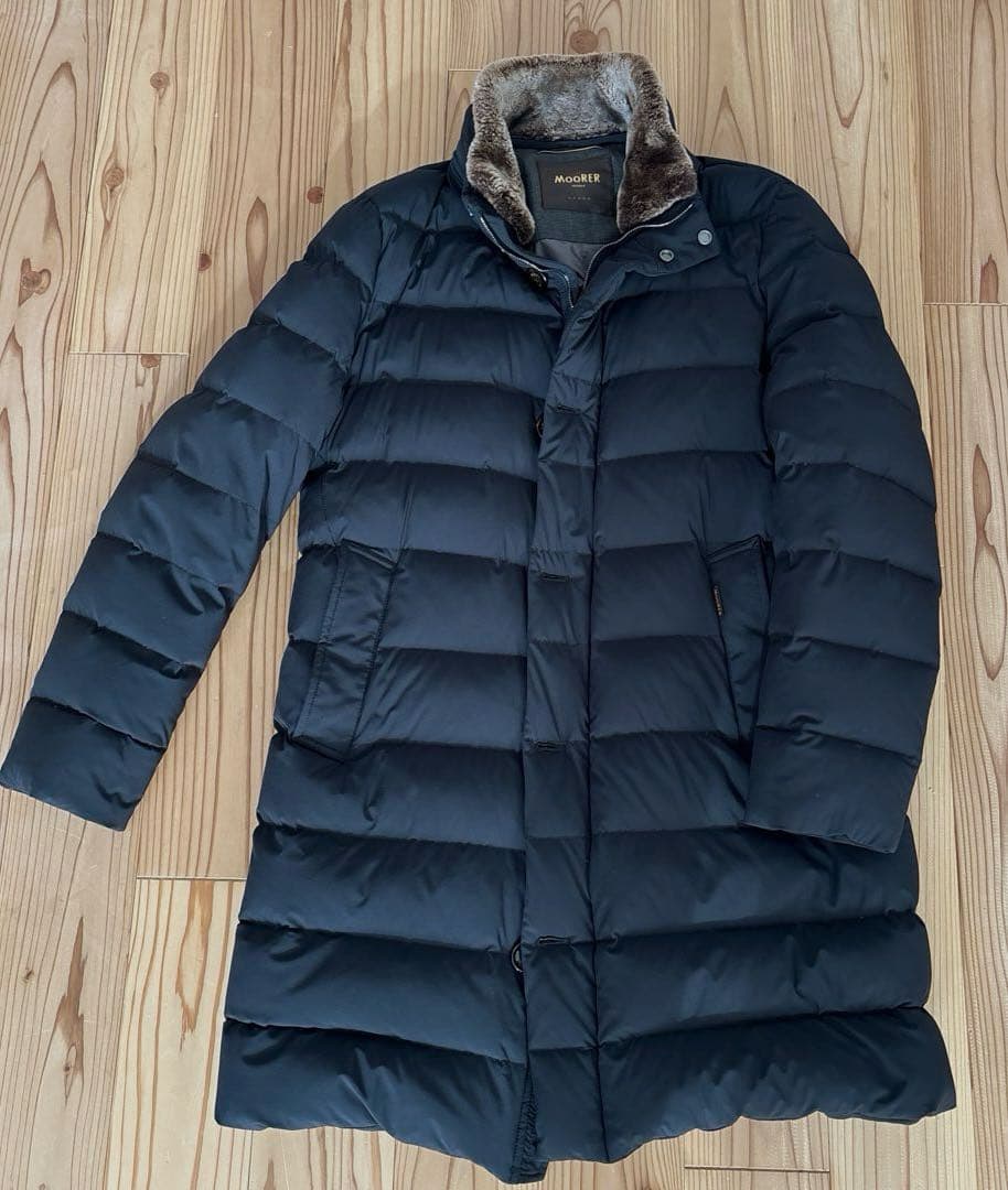 美品　MOORER NETTUNO-KN1 ダウンジャケット サイズ50