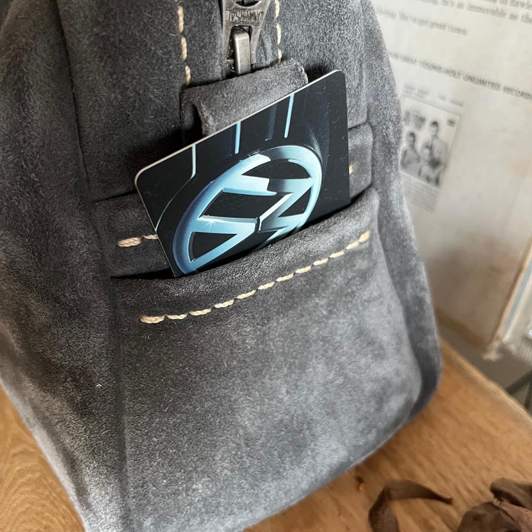 グレー スエード ボストンバッグ　kudu革ボストンバッグ　シンプル　秋冬バッグ