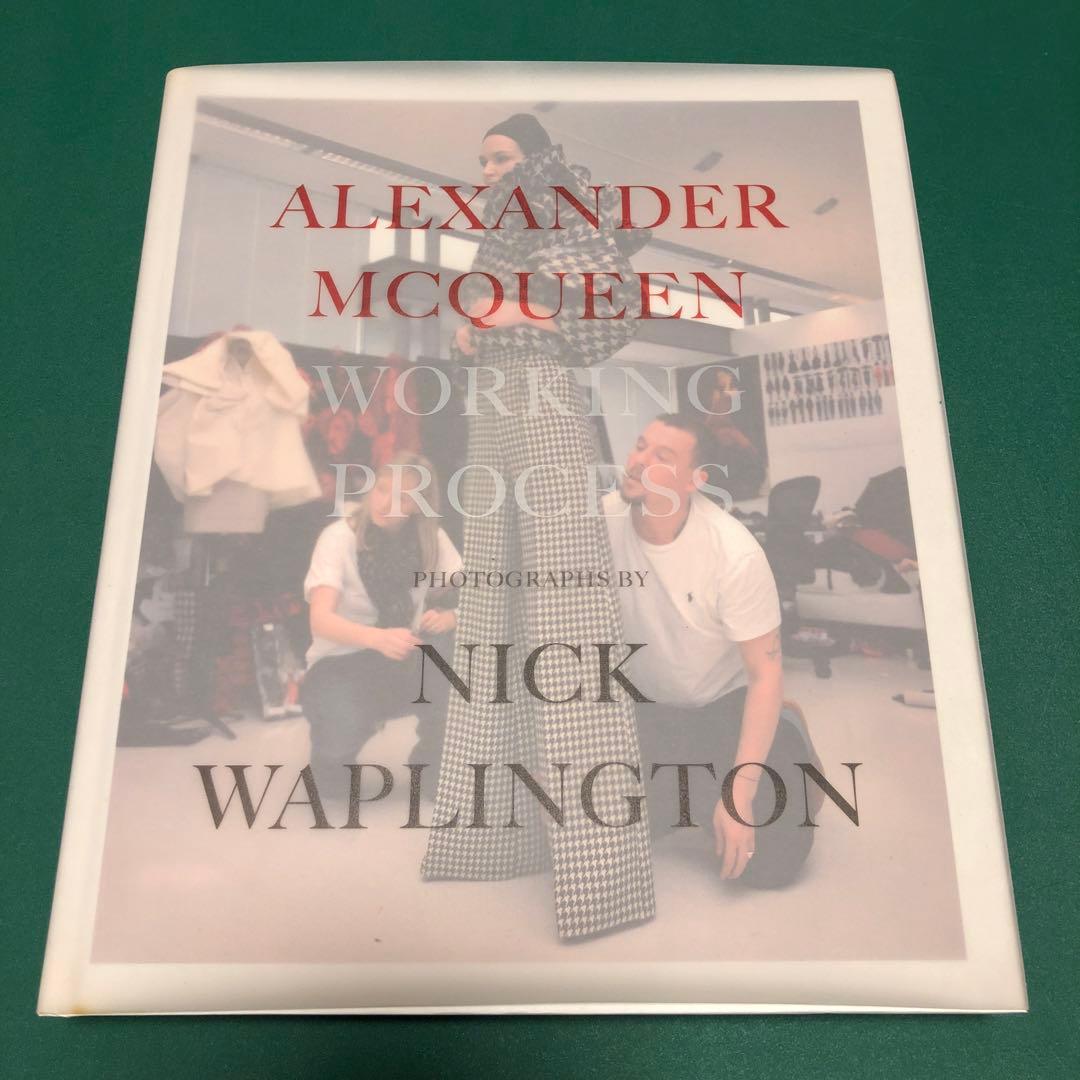 洋書 ALEXANDER McQUEEN WORKING PROCESS