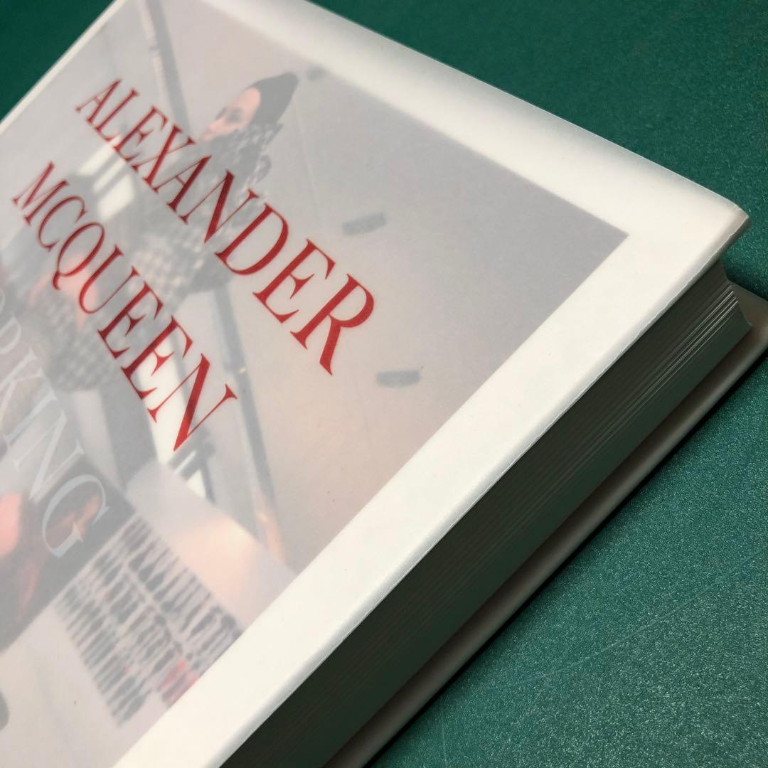 洋書 ALEXANDER McQUEEN WORKING PROCESS