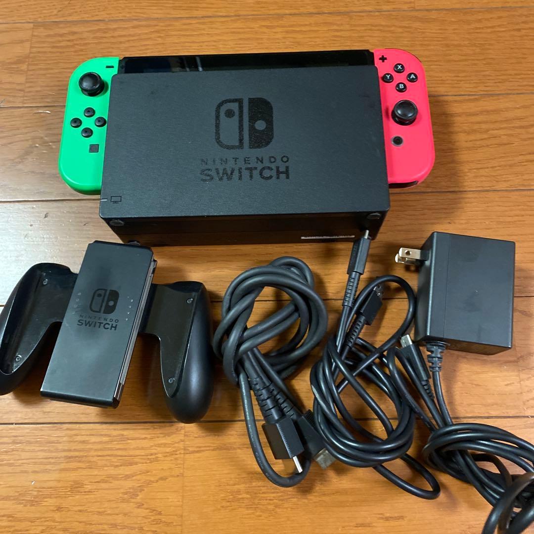 Nintendo Switch 本体 赤/青　中古品