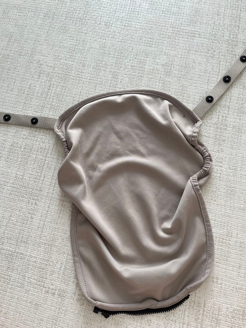 Aprica 抱っこ紐　ラクリス　アカチャンホンポ限定カラー