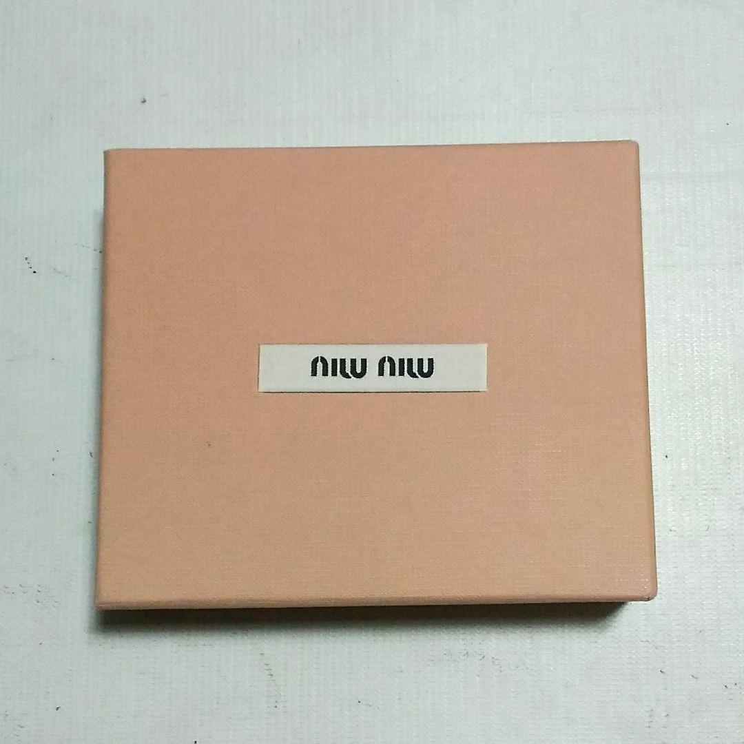 MIUMIU 二つ折り財布 ピンク