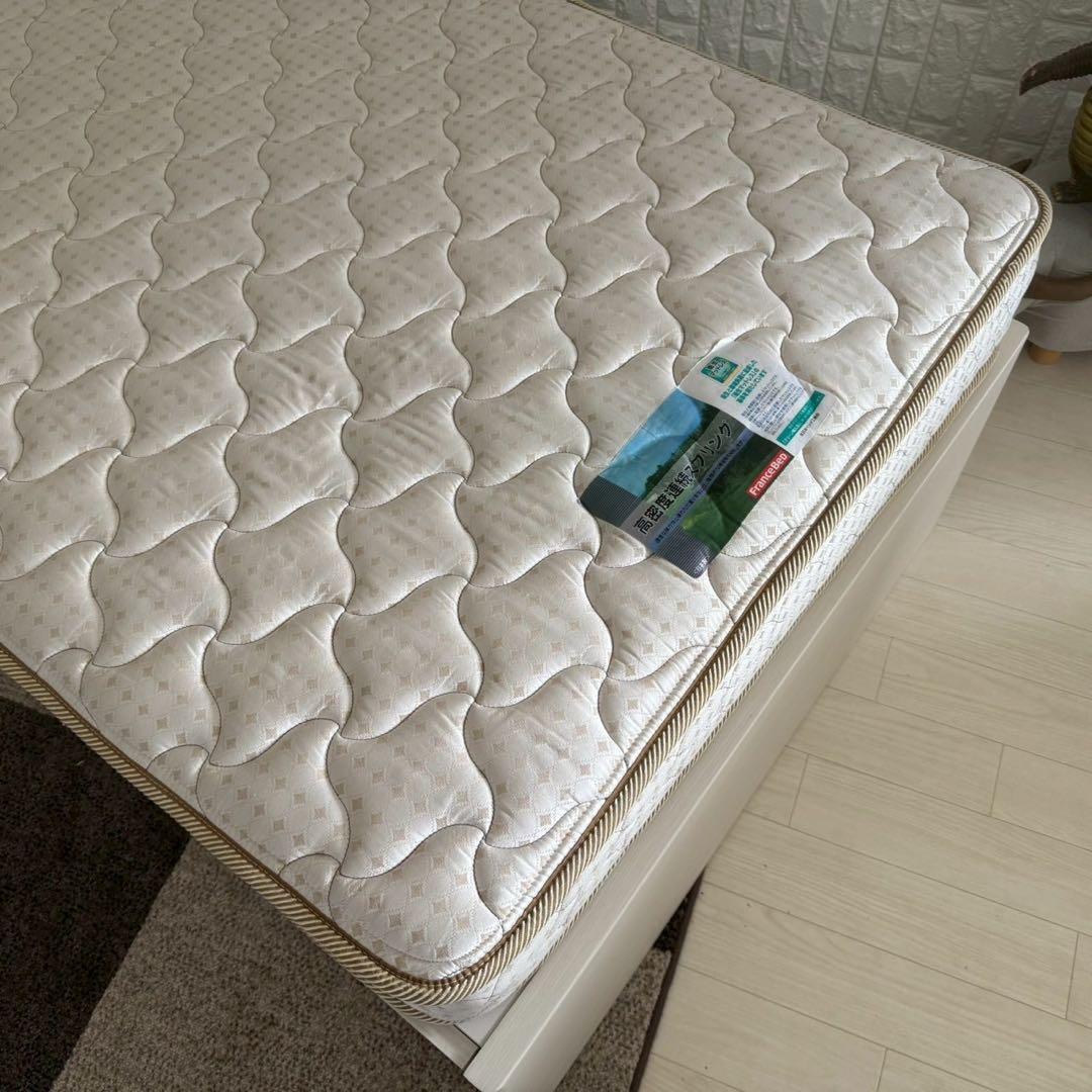 東京23区配送無料✨シングルベッド　フレーム+マットレス　チェスト　美品