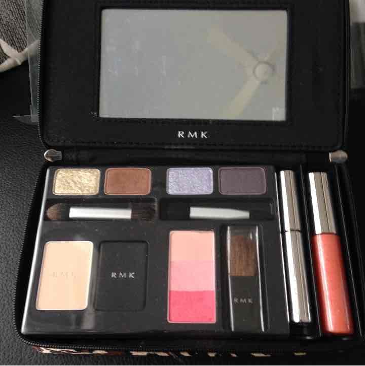 ほぼ未使用☆ RMK クリスマスコフレ限定パレット