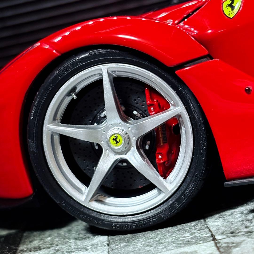 1/18 BBR フェラーリ ラ フェラーリ ロッソコルサ 322