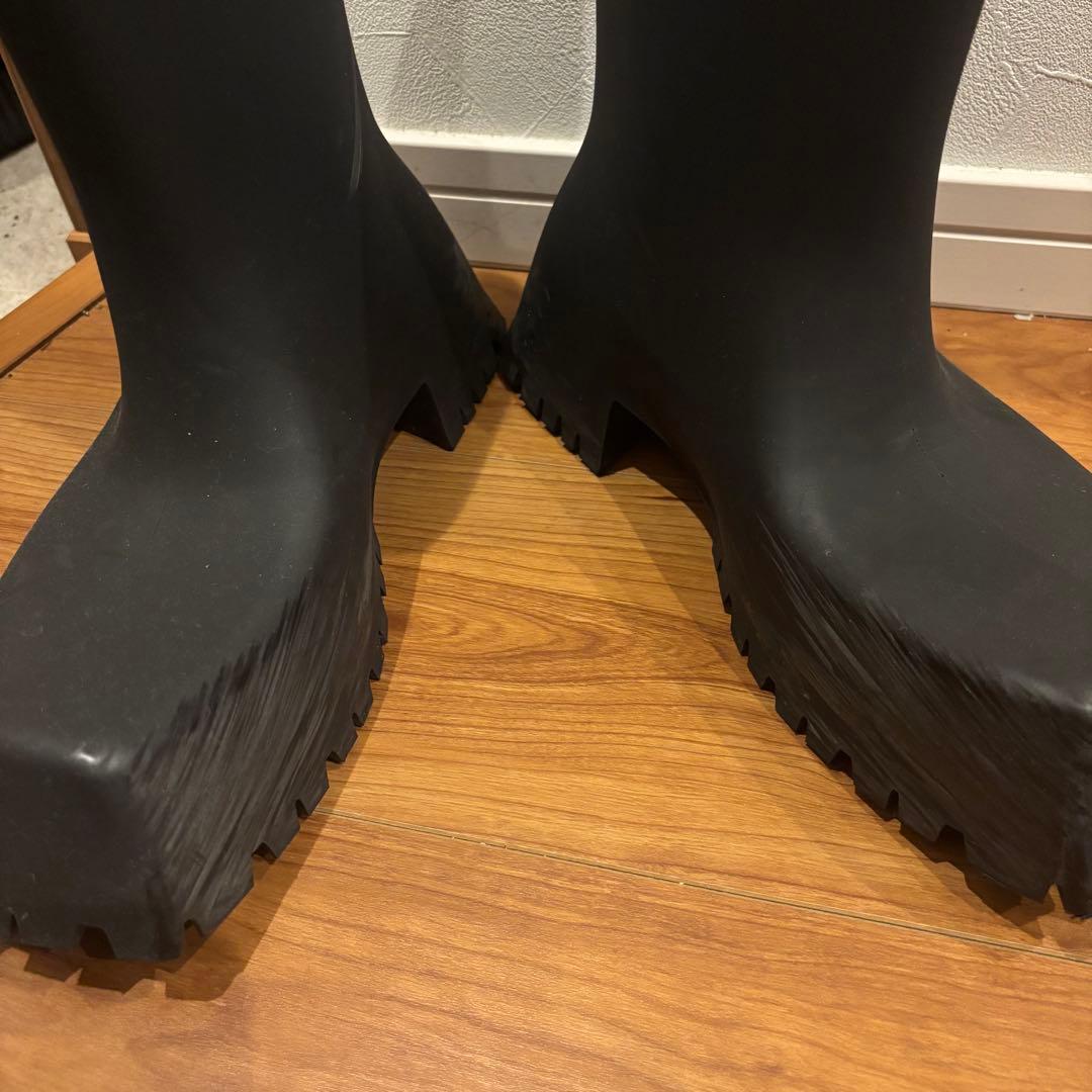 BALENCIAGA TROOPER ブラックラバー長靴
