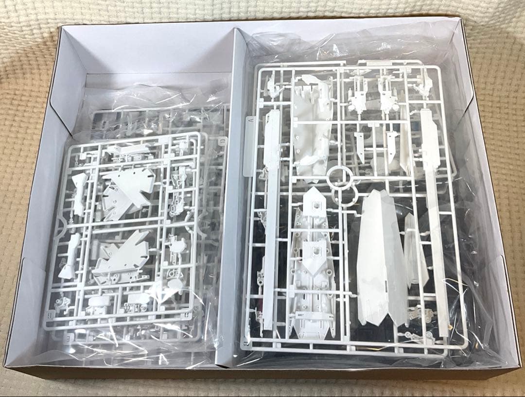KOTOBUKIYA シドニアの騎士 一七式衛人 継衛改二 1/100
