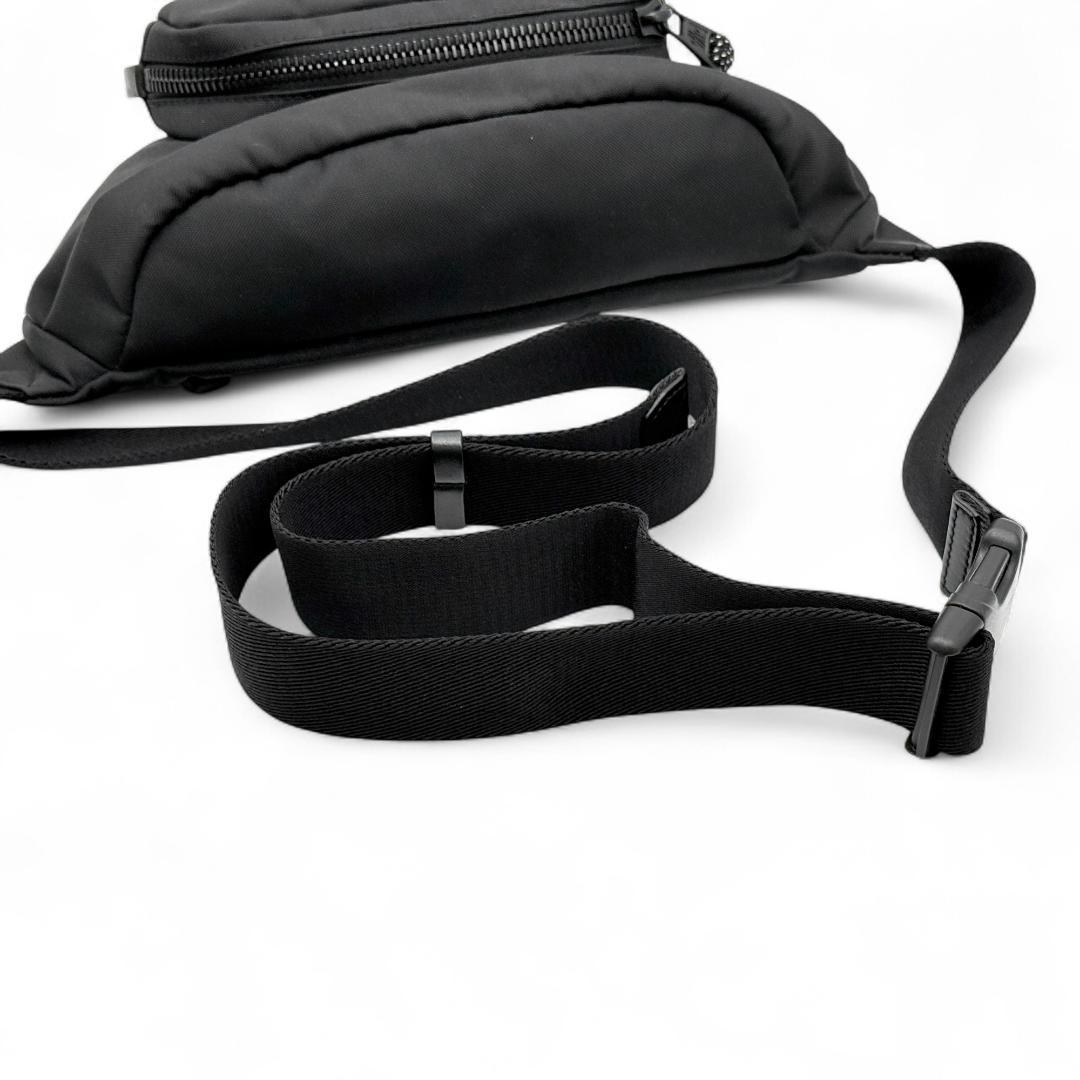 K6601 モンクレール DURANCE ボディバッグ ポリアミド ポリエステル