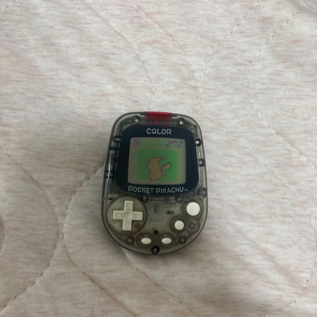 ポケットピカチュウカラー　金・銀といっしょ！color万歩計　ピカチューポケモン