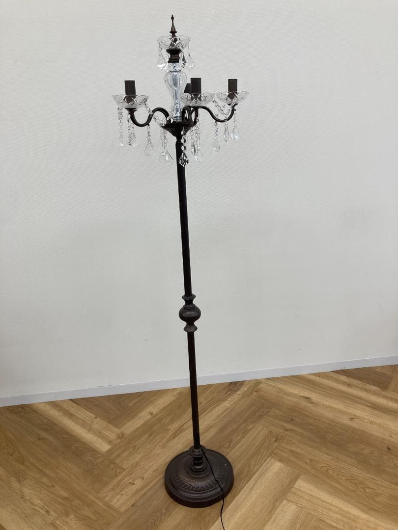 シャンデリア（かまぼこ）