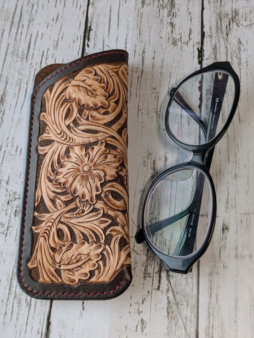 マルタ メガネケースなど