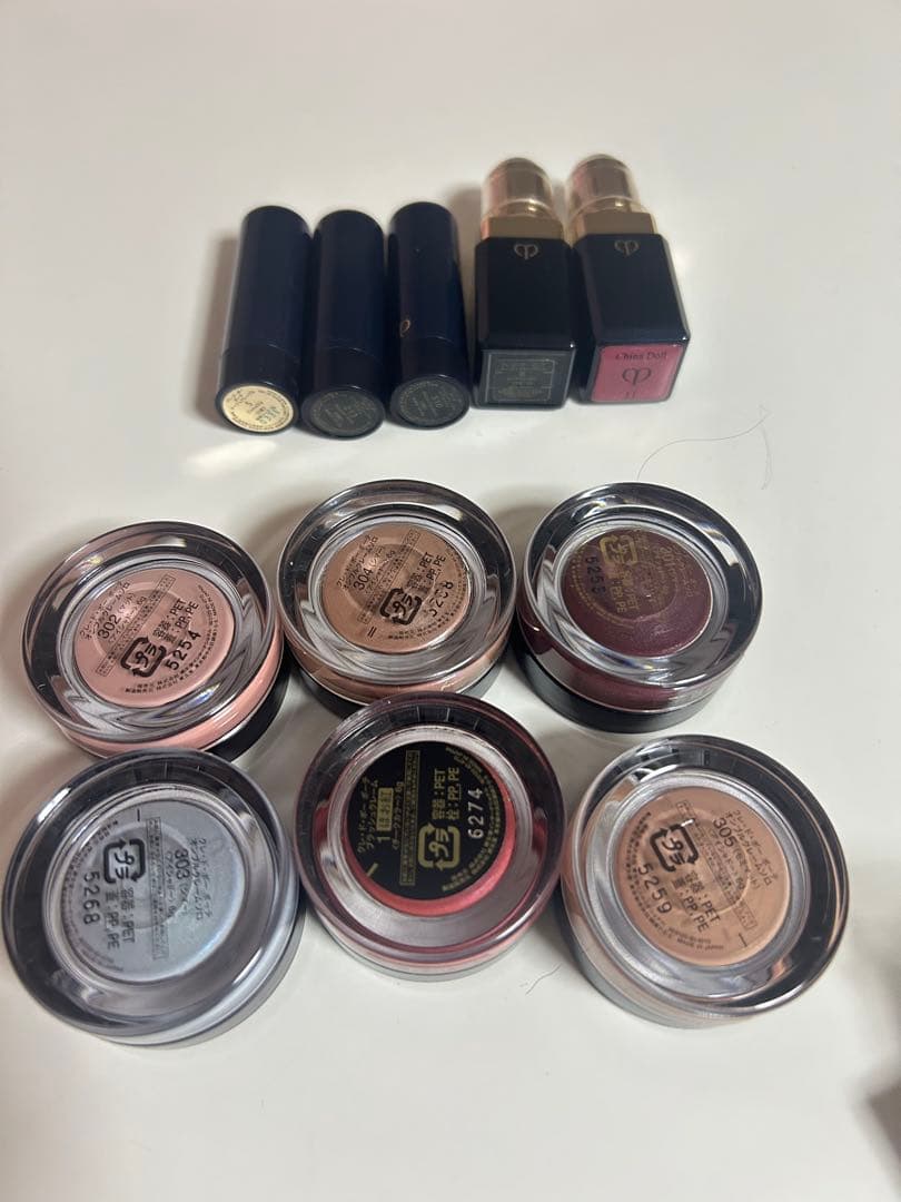 クレ・ド・ポー ボーテ　オンブルクレームソロ