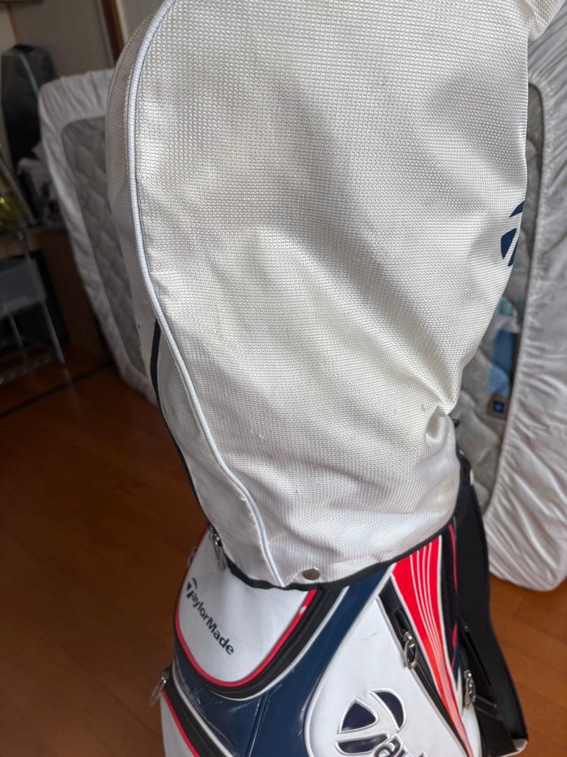 テーラーメイド、キャディバッグ