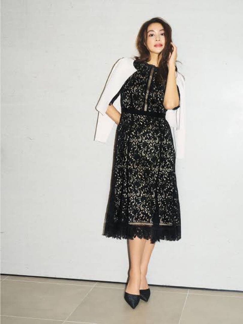 希少　美品　CELFORD セルフォード　フラワーレースワンピース　ドレス　黒