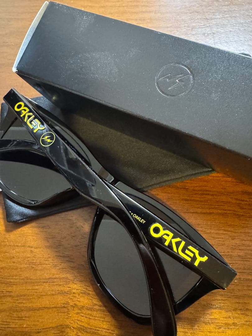 G*o様 OAKLEY オークリー×フラグメント別注　サングラス