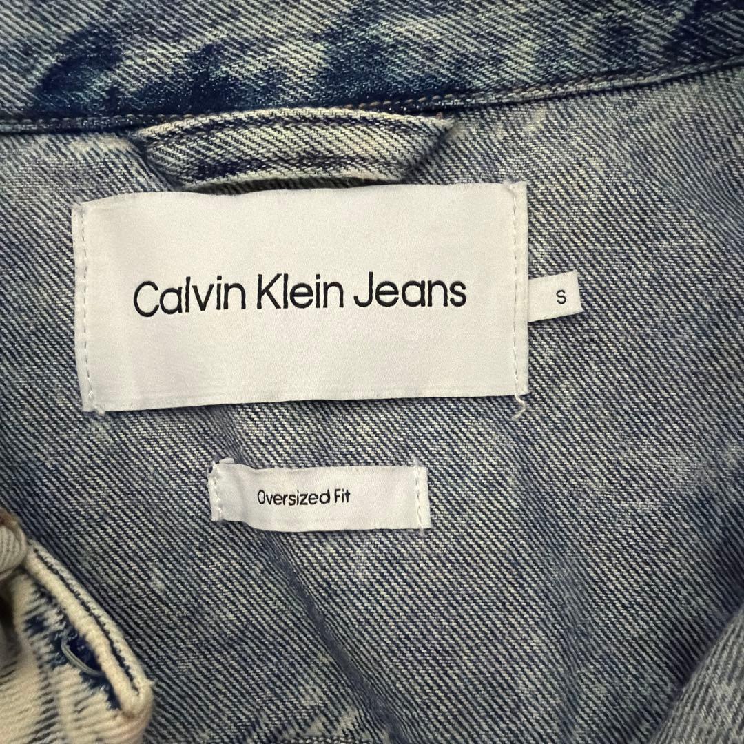 カルバンクライン Gジャンセット 白シャツもつけます