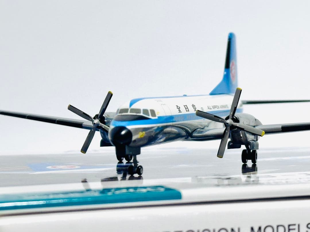 全日空商事 1/200 YS-11A モヒカン YS21149