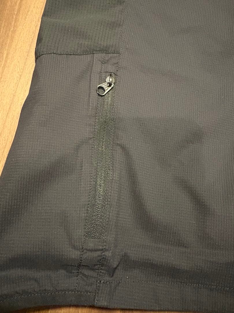 Arc'teryx ブラック ベスト