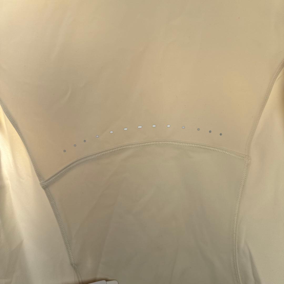 Lululemon SIZE6ライトウエイトランニングジャケット